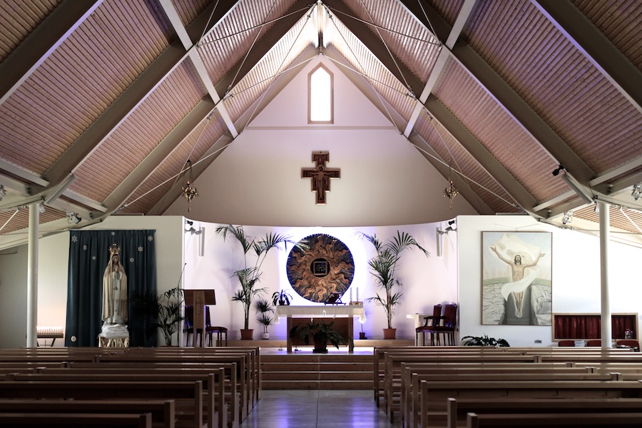 1_church interior.jpg