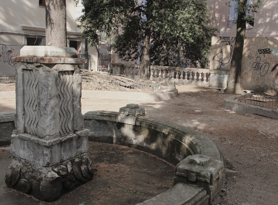 empty square.jpg